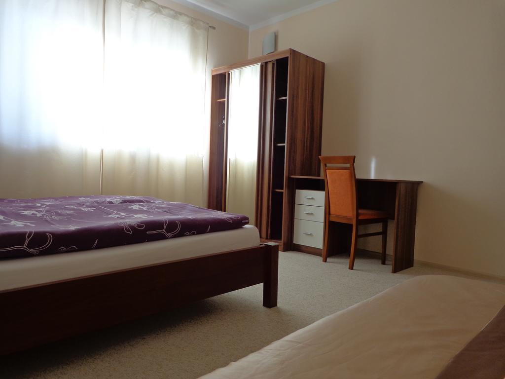 Penzion Reduta Oravsky Podzamok Buitenkant foto